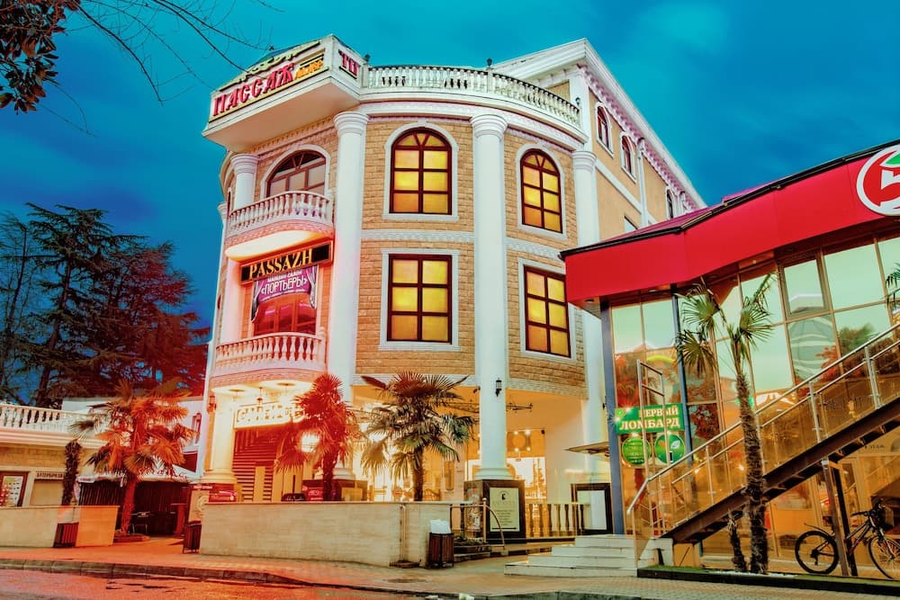 Passazh Hotel