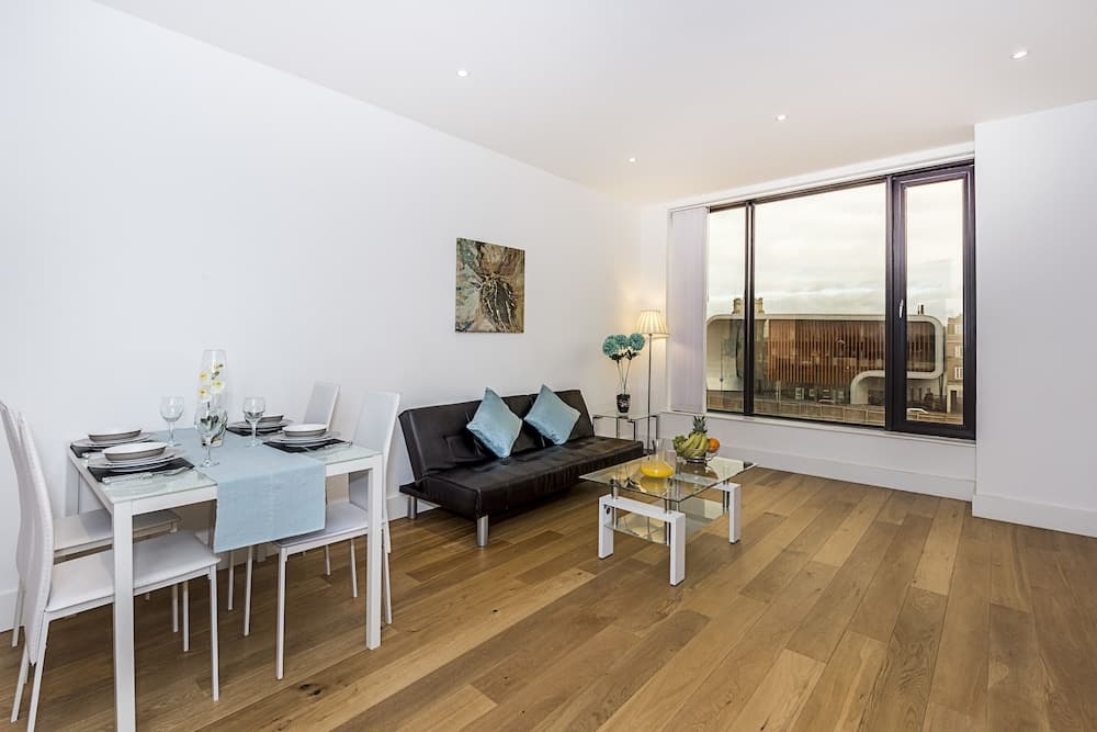 Cornwall House Apartments