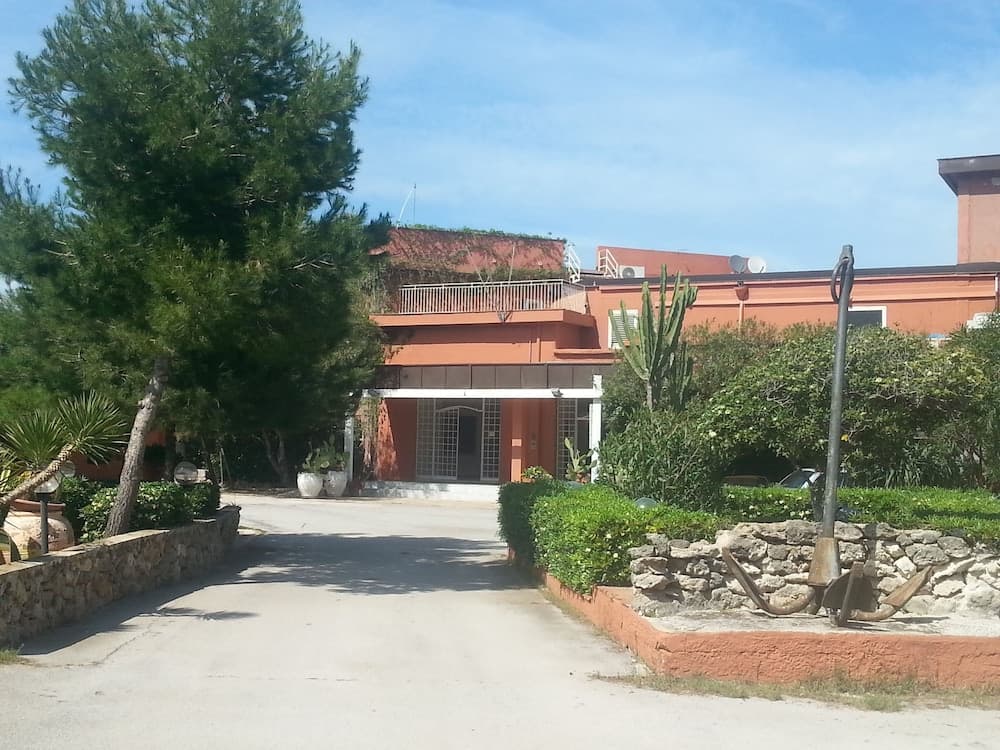 Hotel Portorais