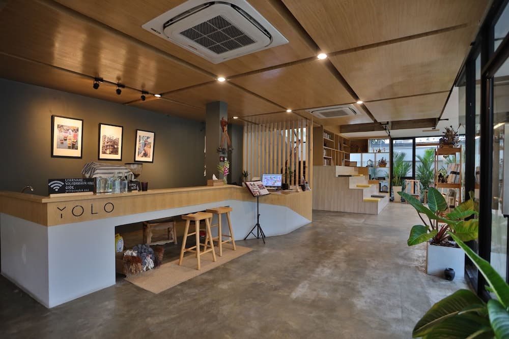 YOLO Bangkok Boutique Hotel