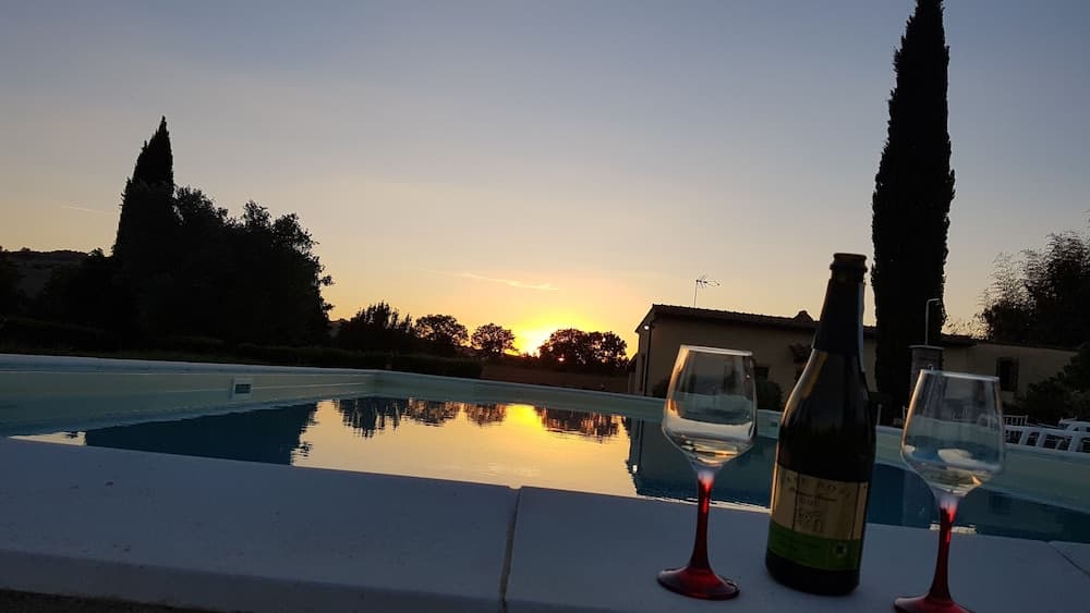 Açık havada yemek servisi