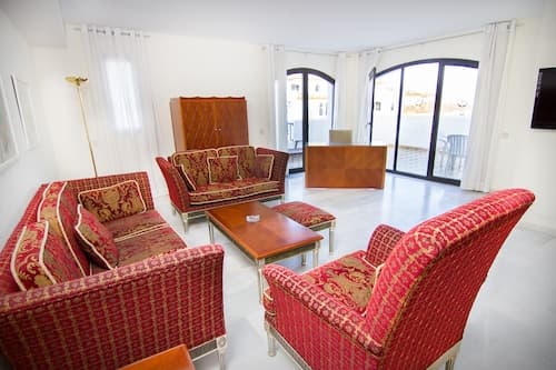 Park Plaza Suites Apartamentos