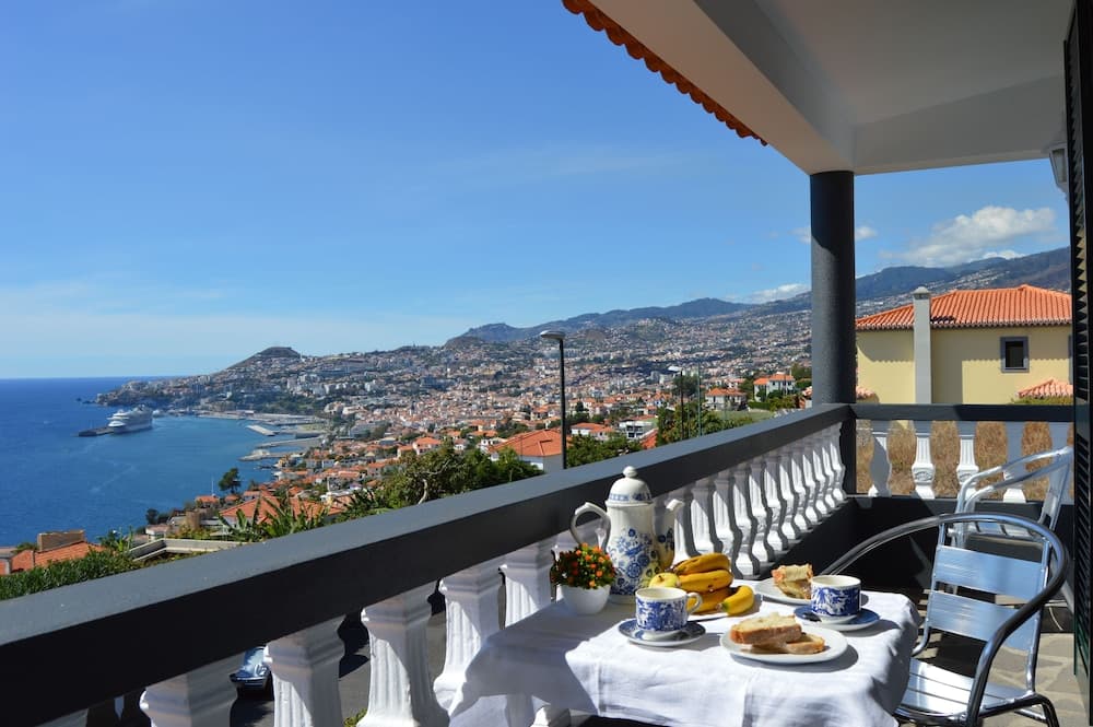 Top Floor With three Balconies