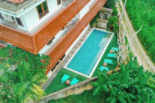 Starloka Saba Bali