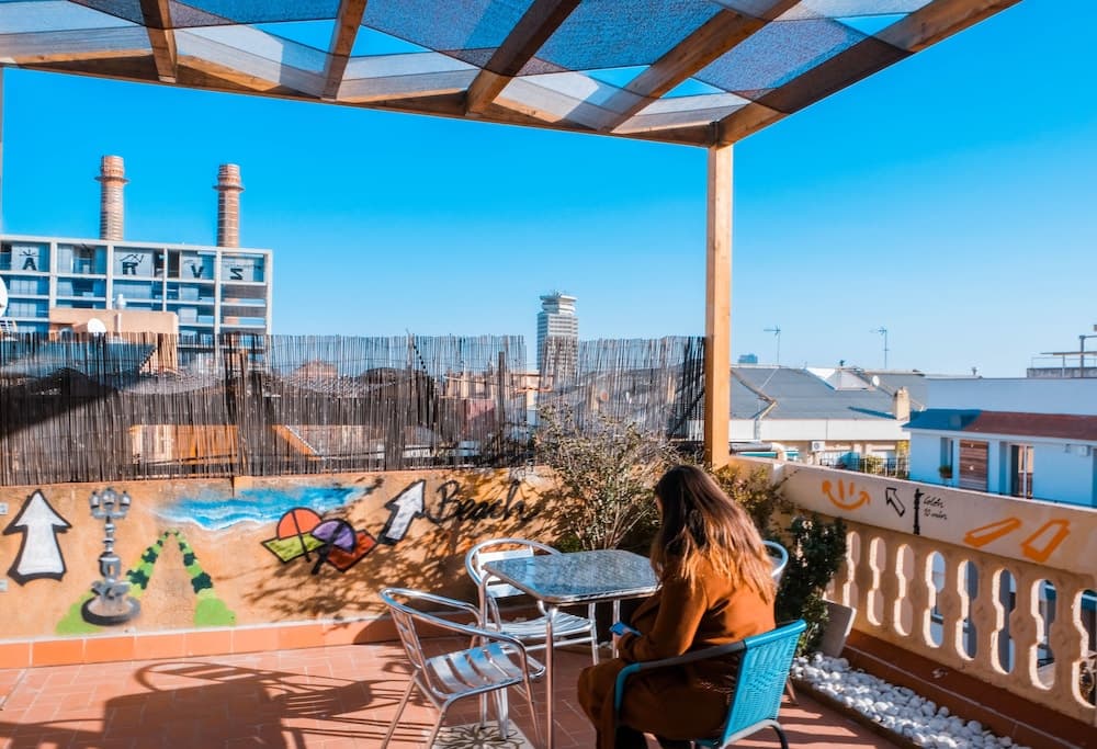 Happy People Ramblas Harbour