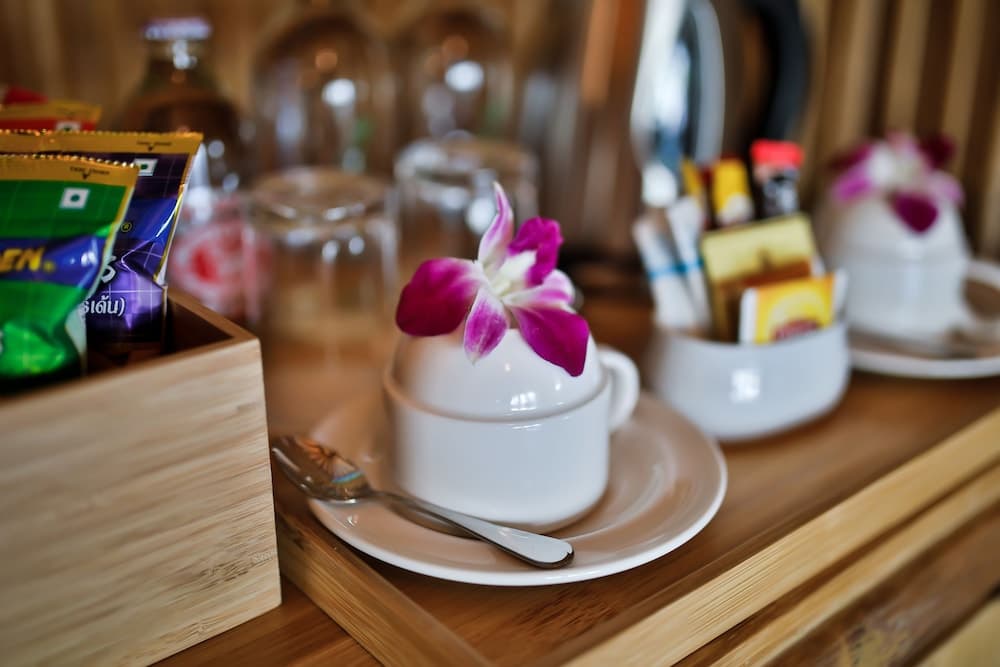 Kahve ve/veya kahve makinesi