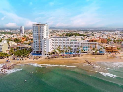 Oceano Palace Beach Resort