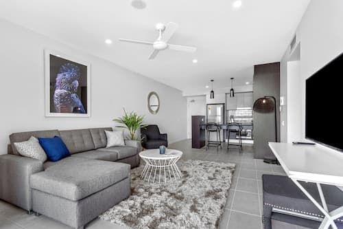 North Shore Kawana and Waterline