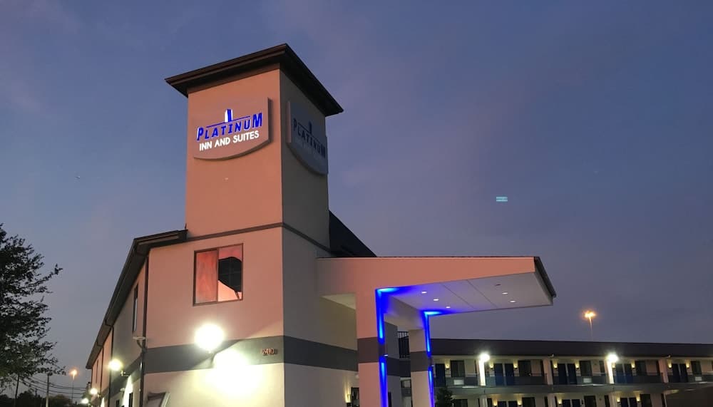 Platinum Inn and Suites
