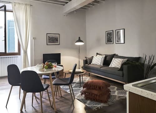 A Few Steps to The Duomo Comfortable 1BD Apt