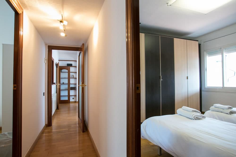 Modern Penthouse Near Sagrada Familia With Terrace