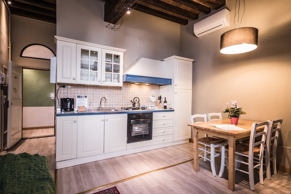 A Few Steps to The Duomo Enchanting 2BD Apt