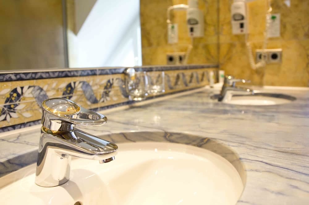 Banyo lavabosu