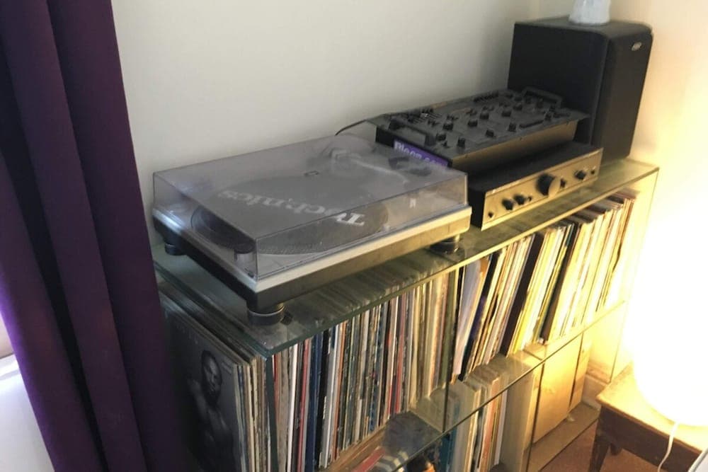 Unique and Cozy 1 Bed Flat in Dalston