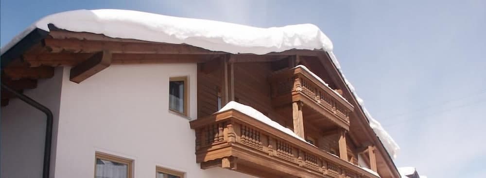 Konaklama yerinin ön cephesi