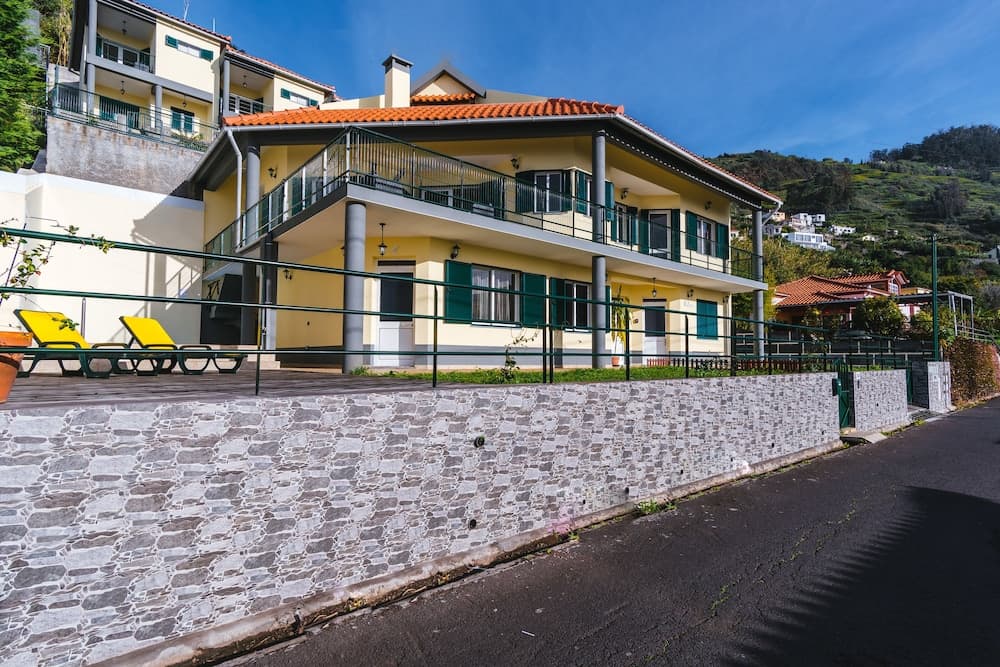 O Meu Sorriso Calheta Holiday Apartments