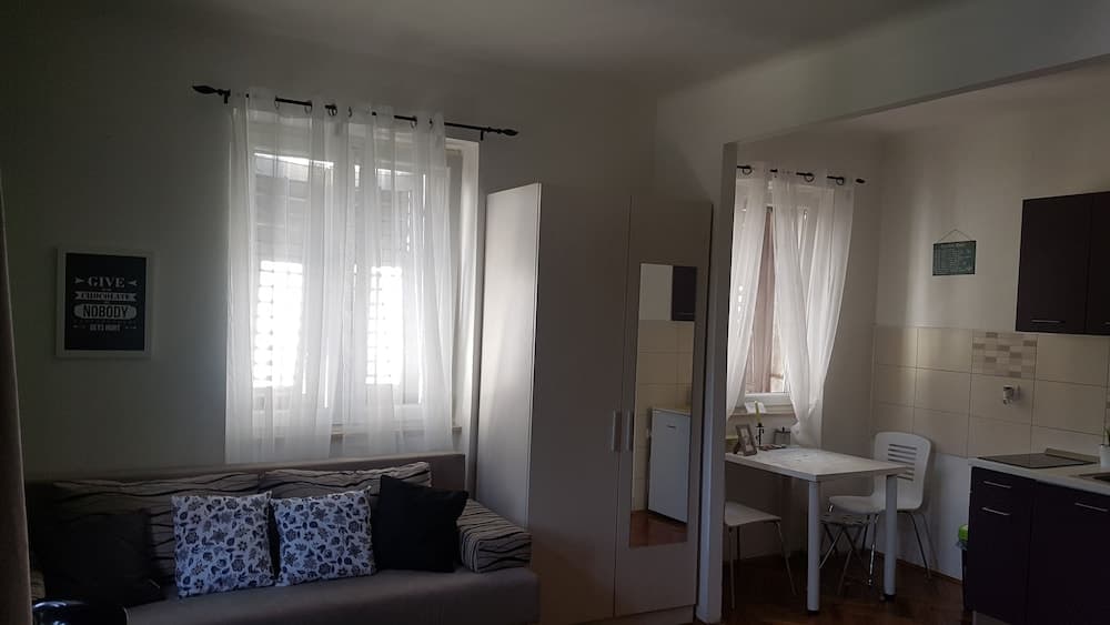 Apartments Optimist City Center