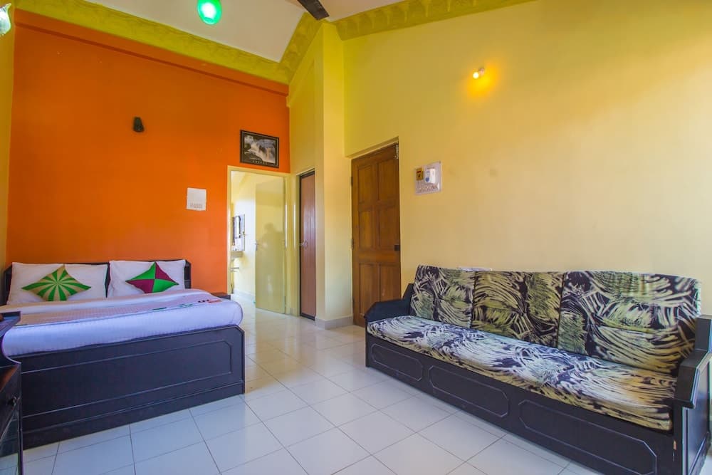 OYO 22853 Home Elegant Studio Benaulim