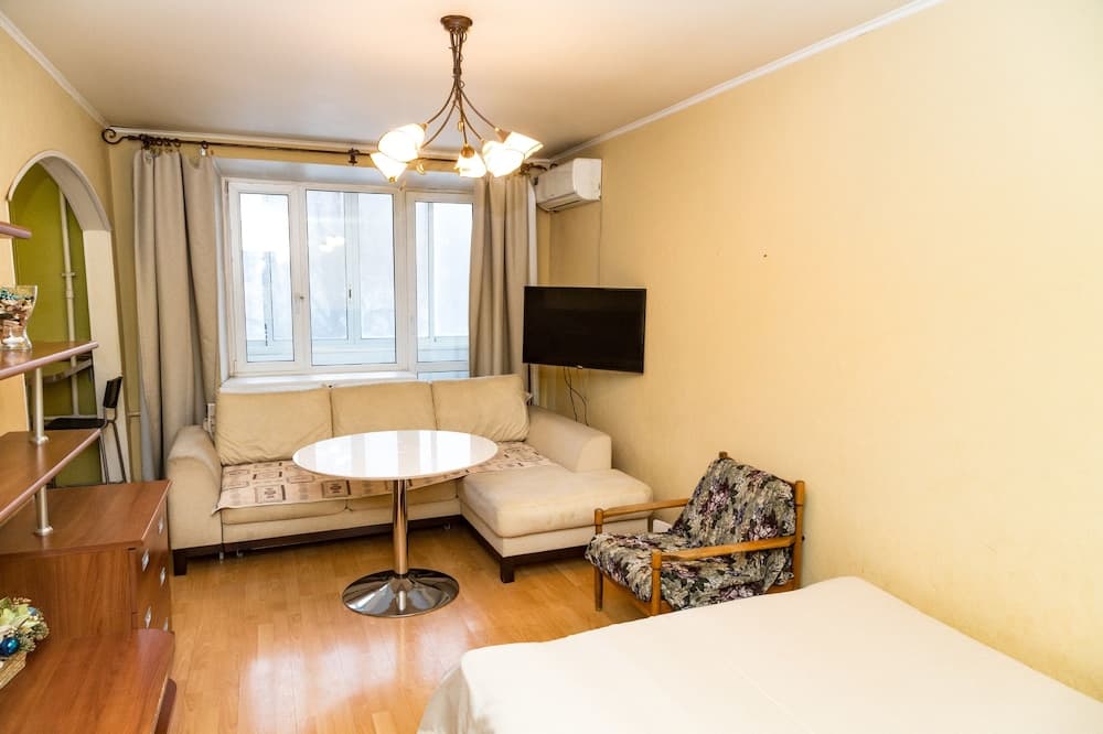 Prospekt 60 Studio Apartment