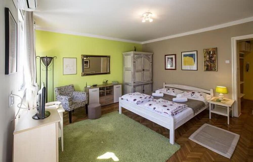 Apartment Green - Near Kalemegdan Citadel