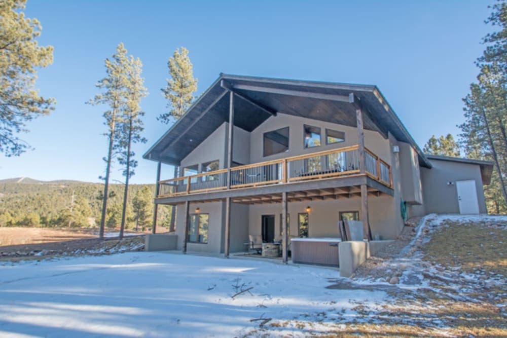 Lucky 8 Luxury Home