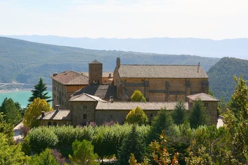 Hotel Monasterio de Leyre