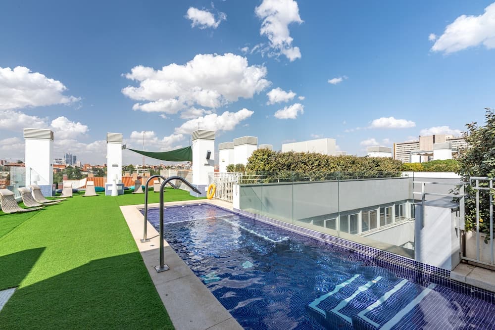 Residencia Universitaria Resa Claudio Coello - Campus Accomodation