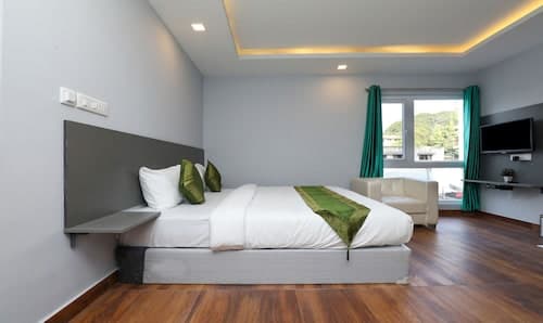 Treebo Apple Villa
