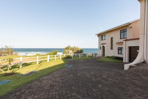 Port Edward Ocean View Duplex