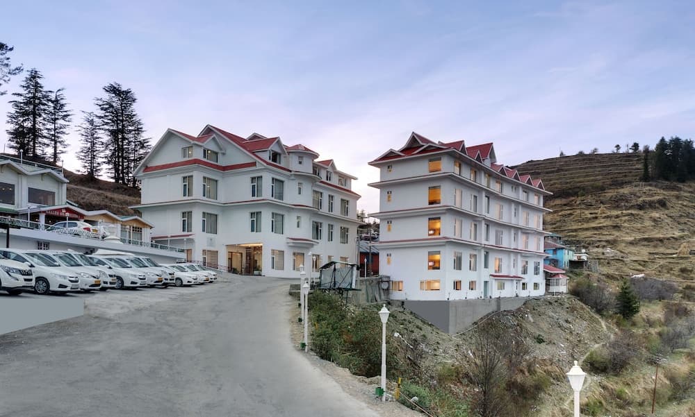 The Twin Towers Hotel New Kufri