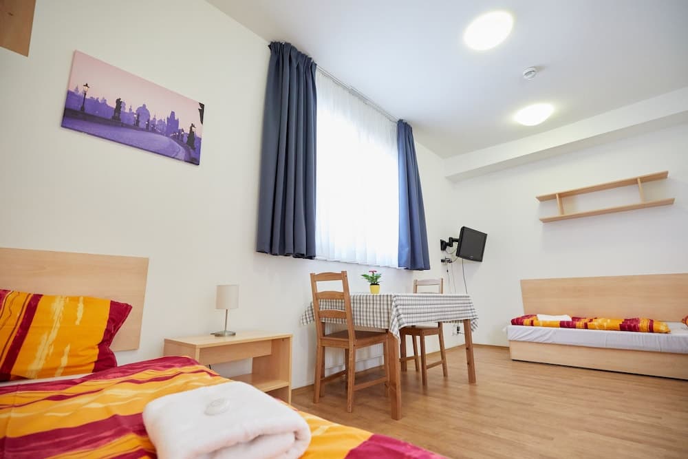 University Hotel