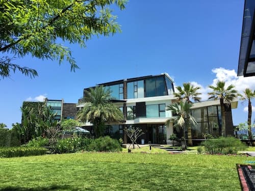 Aqua Star Villa