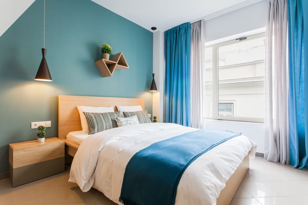 Dynasta Central Suites