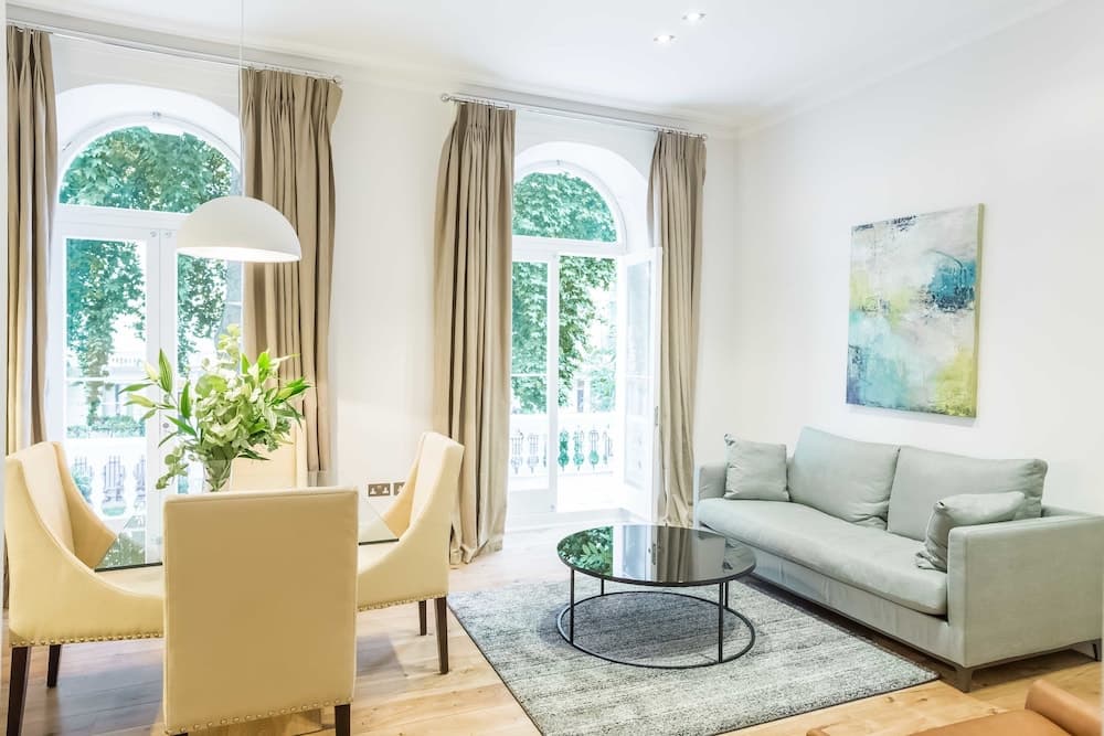 London Villa - 13 Talbot Square