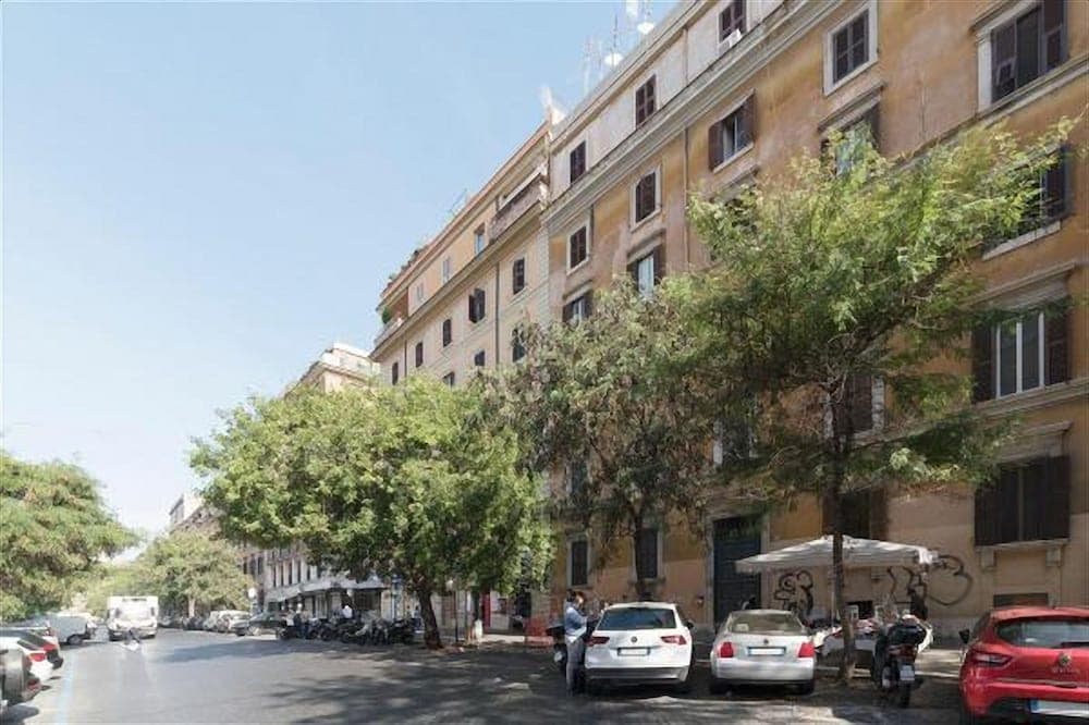 Rome at Home Cozy Studios Apt 1