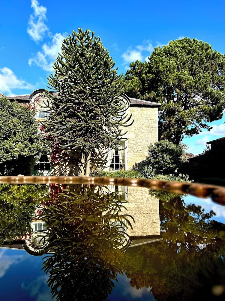 Konaklama yerinin ön cephesi