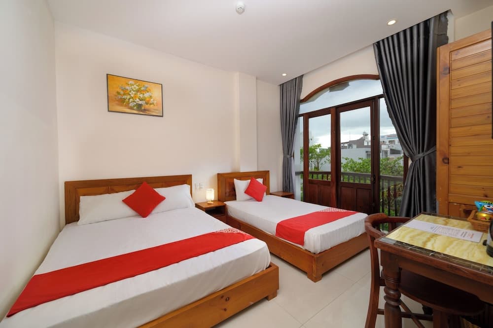 Sunshine Beach Da Nang