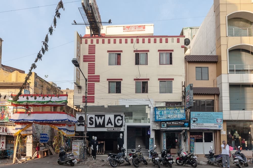 Capital O 18946 Admire Suit Hospitality