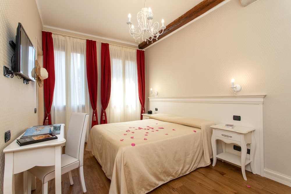 Charming Palace Santa Fosca