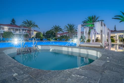 Golden Sun Hotel