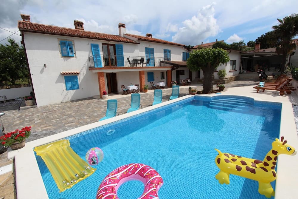 Apartments Midea 2