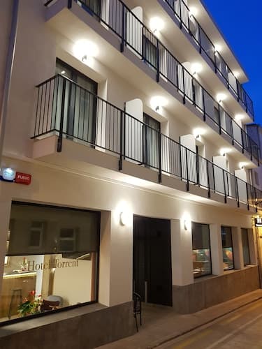 Hotel Torrent