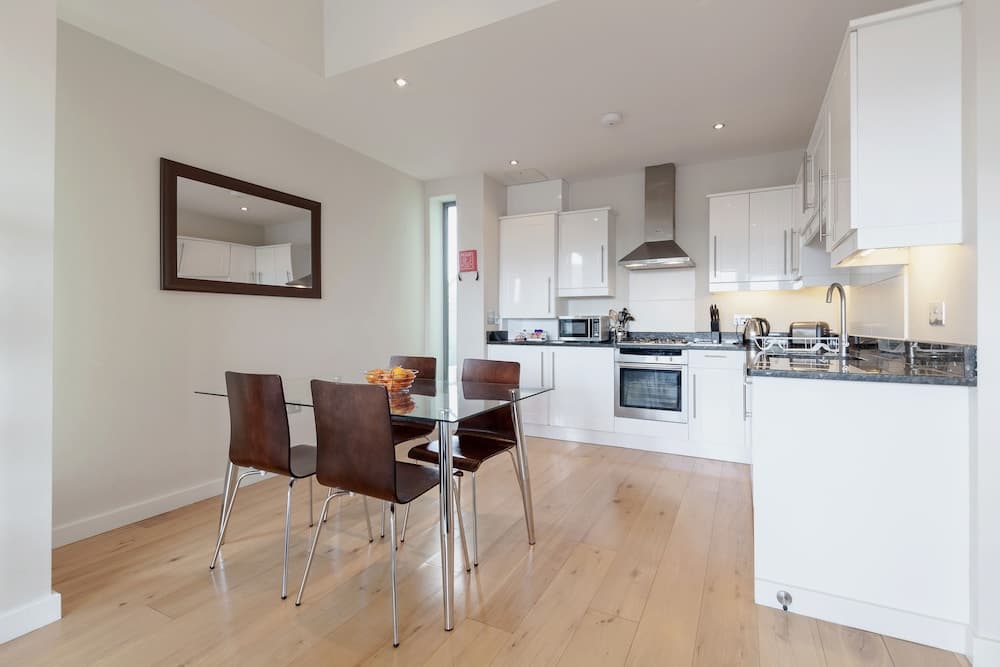 Roomspace Apartments -Marquis Court