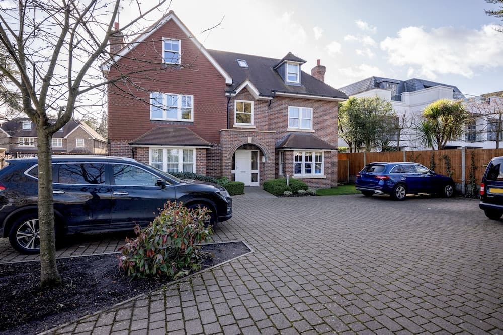 Roomspace Apartments -Orchard Place