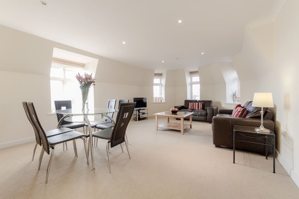 Roomspace Apartments -Royal Swan Quarter