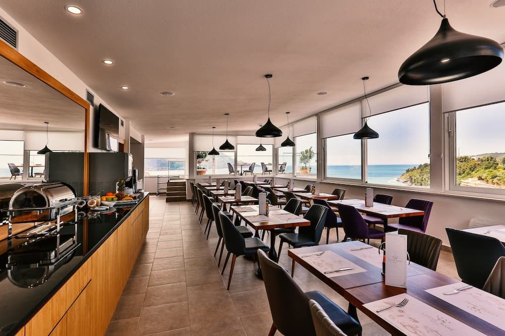 Açık büfe kahvaltı