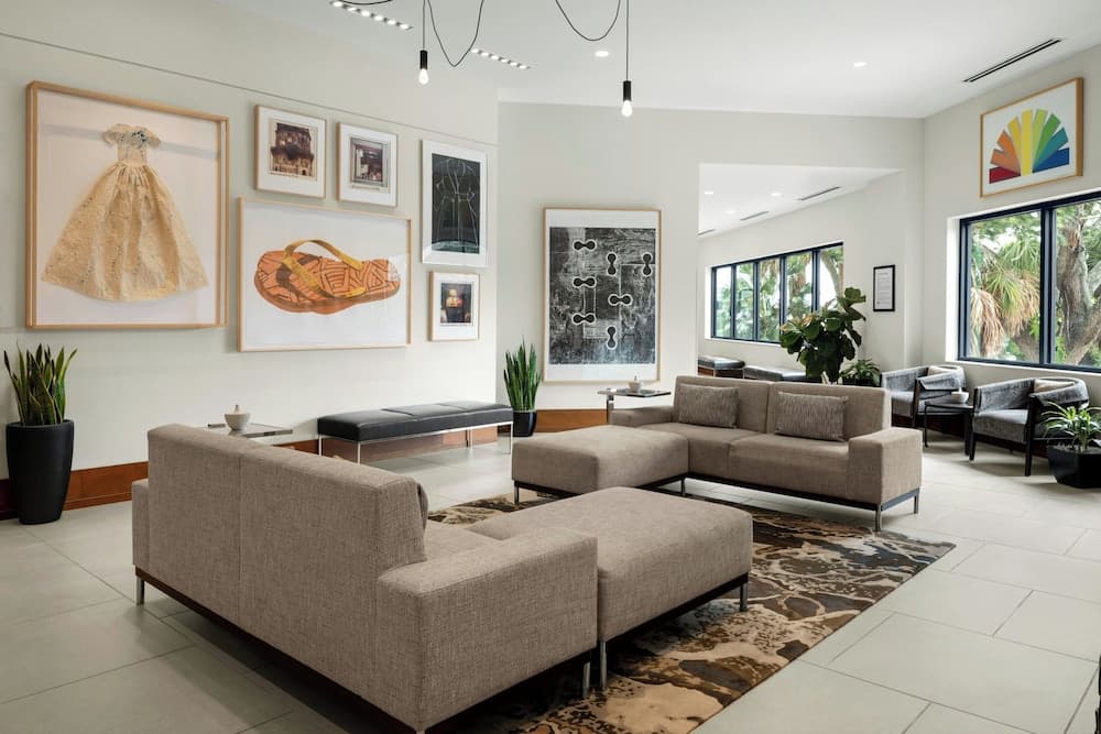 Lobi dinlenme salonu