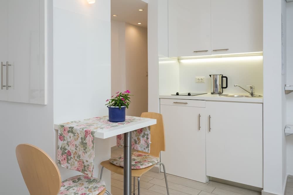 Özel küçük mutfak