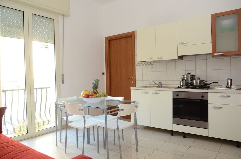 Özel küçük mutfak