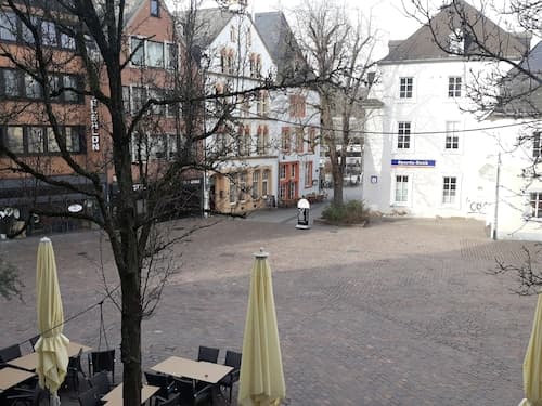 Ricks City Hotel 2